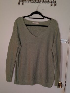 Twik V-Neck Sweater in Sage Green